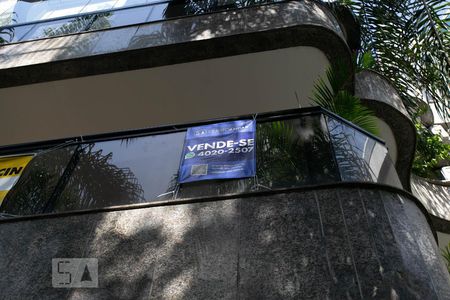 Apartamento à venda com 147m², 2 quartos e 1 vagaFachada