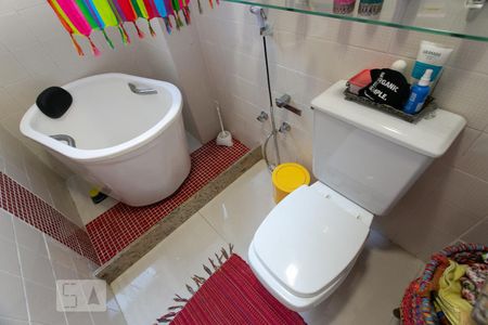 Apartamento à venda com 147m², 2 quartos e 1 vagaBanheiro da suite