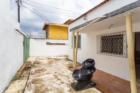 Casa à venda com 70m², 3 quartos e 1 vaga Casa à venda com 70m², 3 quartos e 1 vagaÁrea Privativa/Garagem