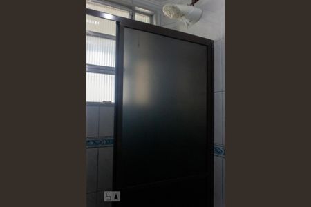 Apartamento para alugar com 45m², 1 quarto e 1 vagaDetalhe banheiro