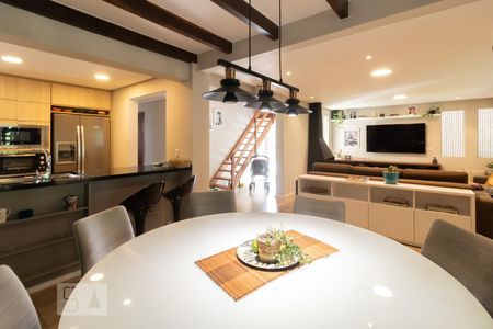 Sala de Jantar de casa à venda com 4 quartos, 300m² em Nonoai, Porto Alegre