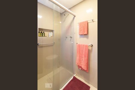 Casa à venda com 300m², 4 quartos e 5 vagasBanheiro Corredor