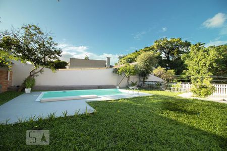 Casa à venda com 300m², 4 quartos e 5 vagasÁrea Externa / Piscina