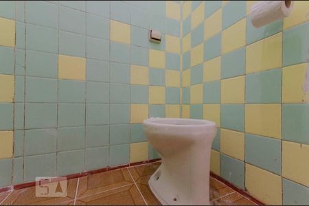 Banheiro de casa para alugar com 1 quarto, 40m² em Cangaiba, São Paulo