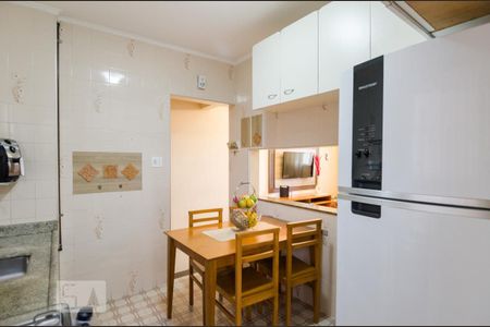 Apartamento à venda com 61m², 2 quartos e 1 vagaCozinha