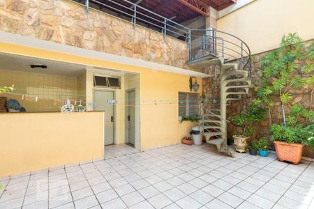 Casa para alugar com 276m², 3 quartos e 2 vagasÁrea Externa