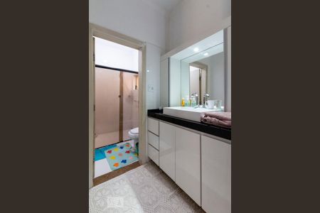 Casa para alugar com 276m², 3 quartos e 2 vagasBanheiro Quarto 1 - Suite