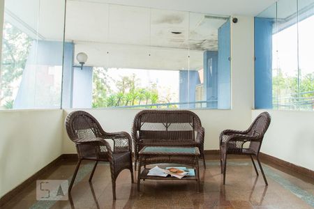Apartamento à venda com 70m², 3 quartos e 1 vaga Apartamento à venda com 70m², 3 quartos e 1 vagaHall social