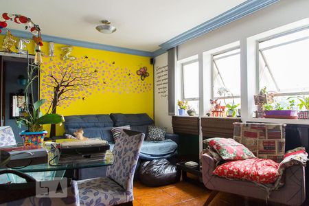 Sala de apartamento à venda com 3 quartos, 70m² em Vila Nova Caledônia, São Paulo