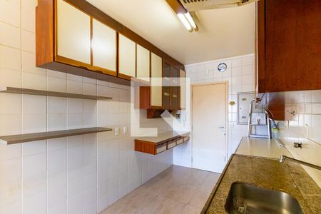 Apartamento para alugar com 93m², 2 quartos e 1 vaga Apartamento para alugar com 93m², 2 quartos e 1 vagaCozinha - Armários