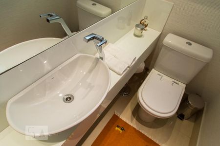 Apartamento à venda com 220m², 4 quartos e 3 vagasLavabo - Detalhe