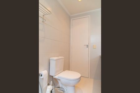 Apartamento à venda com 220m², 4 quartos e 3 vagasBanheiro social