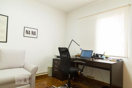 Apartamento à venda com 220m², 4 quartos e 3 vagasQuarto 2