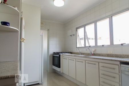 Apartamento à venda com 220m², 4 quartos e 3 vagasCozinha
