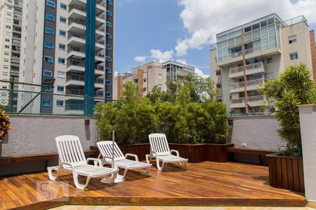 Apartamento à venda com 220m², 4 quartos e 3 vagasÁrea comum - Área da piscina