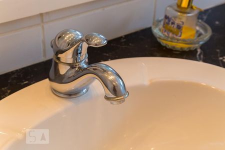 Apartamento à venda com 220m², 4 quartos e 3 vagasBanheiro social - Torneira