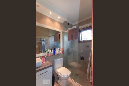 Casa à venda com 200m², 4 quartos e 2 vagasBanheiro da suíte