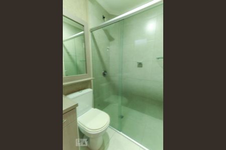 Casa à venda com 200m², 4 quartos e 2 vagasBanheiro