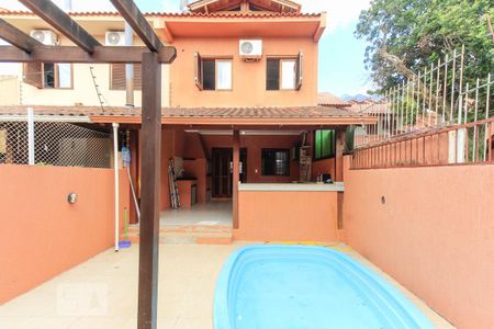 Casa à venda com 200m², 4 quartos e 2 vagasQuintal