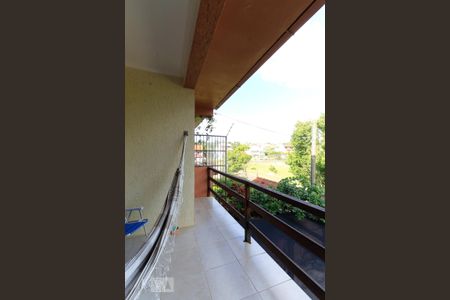 Casa à venda com 200m², 4 quartos e 2 vagasVaranda da suíte