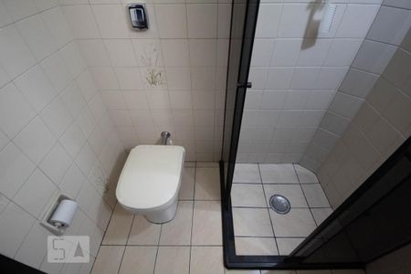 Casa para alugar com 190m², 3 quartos e 2 vagasBanheiro Corredor