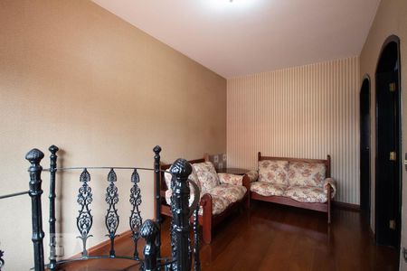 Sala de Leitura de casa para alugar com 3 quartos, 190m² em Quitaúna, Osasco