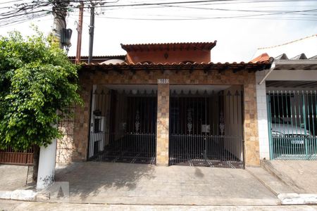 Casa para alugar com 190m², 3 quartos e 2 vagasFachada