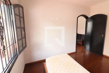Quarto  de casa para alugar com 3 quartos, 190m² em Quitaúna, Osasco