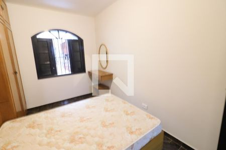 Quarto 2 de casa para alugar com 3 quartos, 190m² em Quitaúna, Osasco
