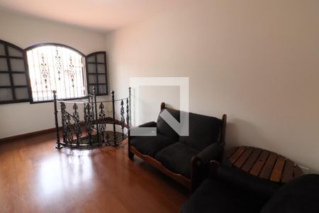 Sala de casa para alugar com 3 quartos, 190m² em Quitaúna, Osasco