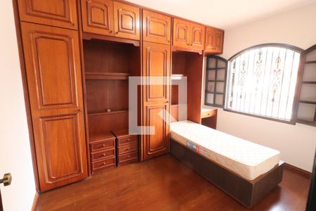 Quarto  de casa para alugar com 3 quartos, 190m² em Quitaúna, Osasco