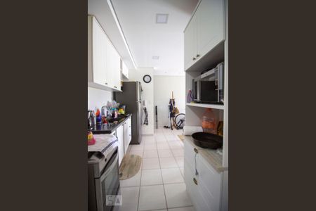 Apartamento à venda com 64m², 2 quartos e 1 vagaCozinha