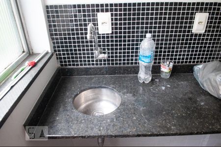 Apartamento para alugar com 48m², 2 quartos e 1 vaga Apartamento para alugar com 48m², 2 quartos e 1 vagaCozinha e Área de Serviço