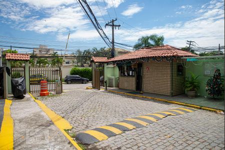 Apartamento para alugar com 48m², 2 quartos e 1 vaga Apartamento para alugar com 48m², 2 quartos e 1 vagaFachada e portaria