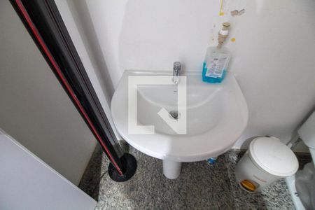 Casa à venda com 380m², 4 quartos e 6 vagasLavabo 1