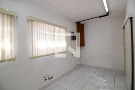 Casa à venda com 380m², 4 quartos e 6 vagasSuíte 2