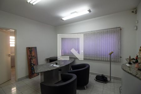 Casa à venda com 380m², 4 quartos e 6 vagasSuíte 4