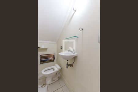 Lavabo de casa de condomínio à venda com 3 quartos, 125m² em Vila Mazzei, São Paulo