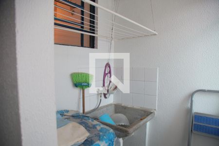 Apartamento para alugar com 68m², 2 quartos e 1 vagaÁrea de Serviço