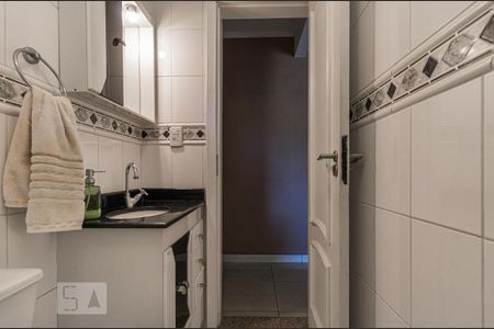 Apartamento à venda com 68m², 3 quartos e 1 vaga Apartamento à venda com 68m², 3 quartos e 1 vagaBanheiro