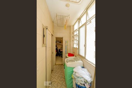 Apartamento à venda com 180m², 3 quartos e sem vagaÁrea de Serviço