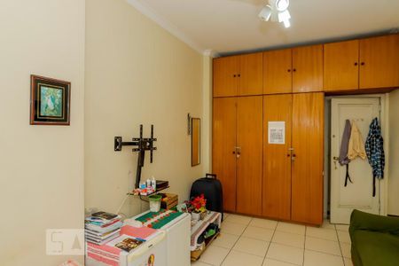 Apartamento à venda com 180m², 3 quartos e sem vagaQuarto 1