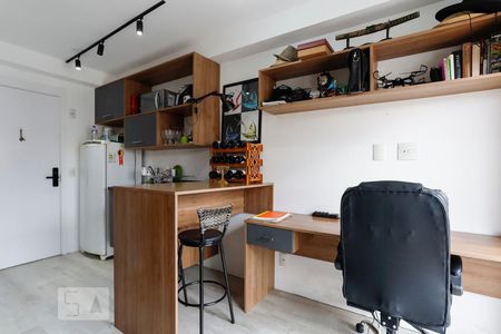 Sala/Quarto de kitnet/studio para alugar com 1 quarto, 26m² em Centro, São Paulo