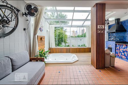 Casa à venda com 198m², 3 quartos e 2 vagasÁrea de lazer