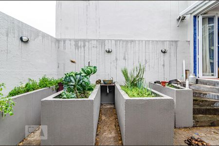 Casa à venda com 198m², 3 quartos e 2 vagasHorta/Pomar