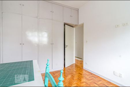 Casa à venda com 198m², 3 quartos e 2 vagasQuarto 2
