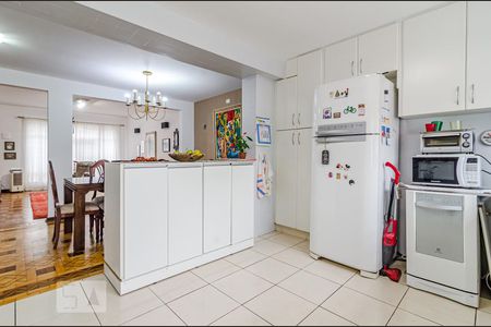 Casa à venda com 198m², 3 quartos e 2 vagasCozinha