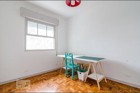 Casa à venda com 198m², 3 quartos e 2 vagasQuarto 2