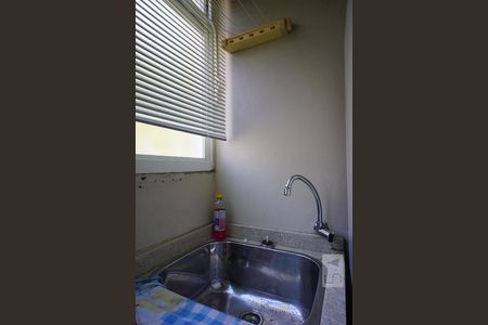 Apartamento para alugar com 38m², 1 quarto e sem vagaArea de Serviço