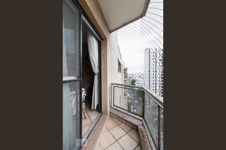 Varanda sala 1 de apartamento para alugar com 3 quartos, 148m² em Jardim Barbosa, Guarulhos